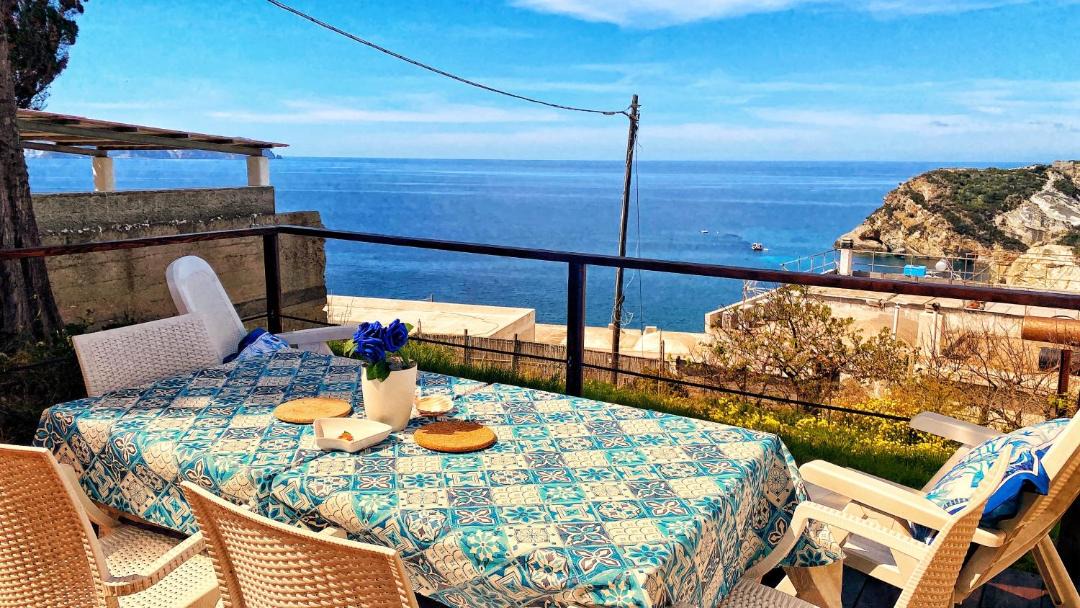 Photo of Patio Balcony in Le Forna