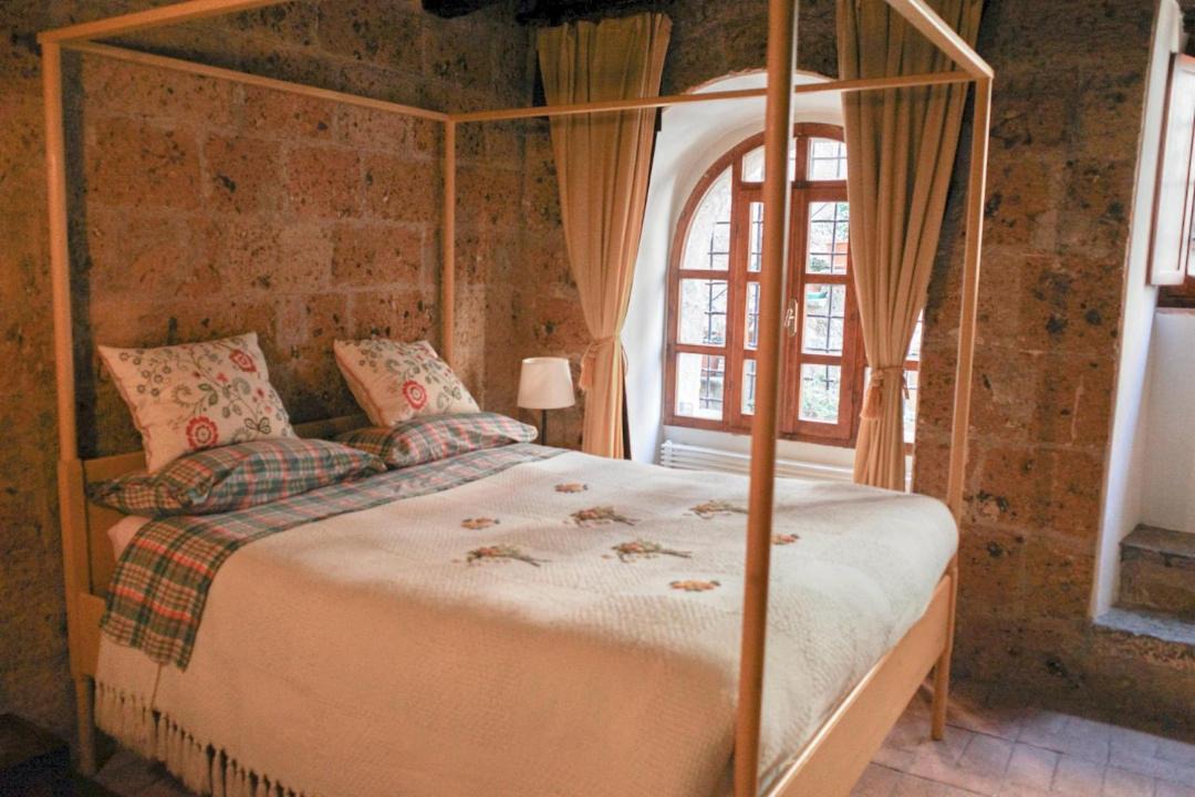 Photo of Bedroom in Civita di Bagnoregio