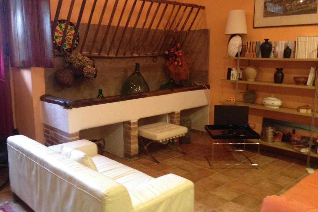 Photo of Others in Tuscania