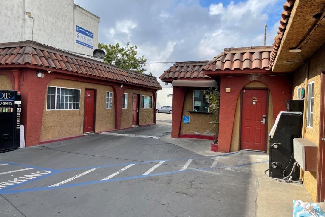 Photo of Others in Bixby Knolls
