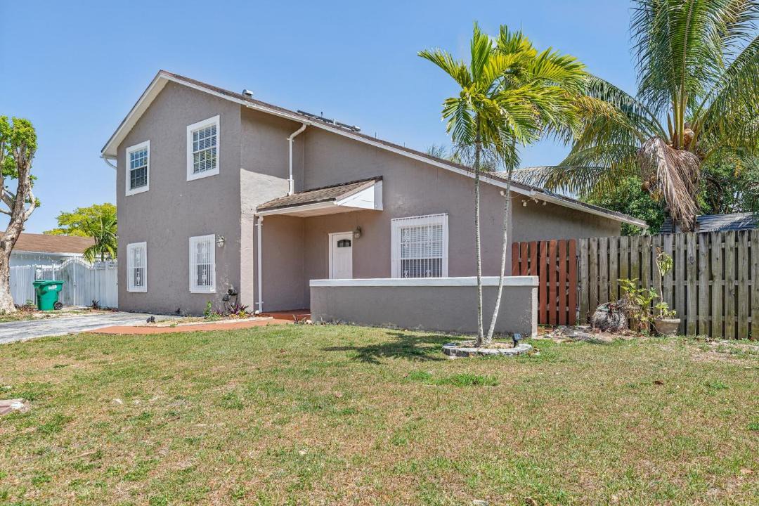 Photo of Others in Palmetto Estates