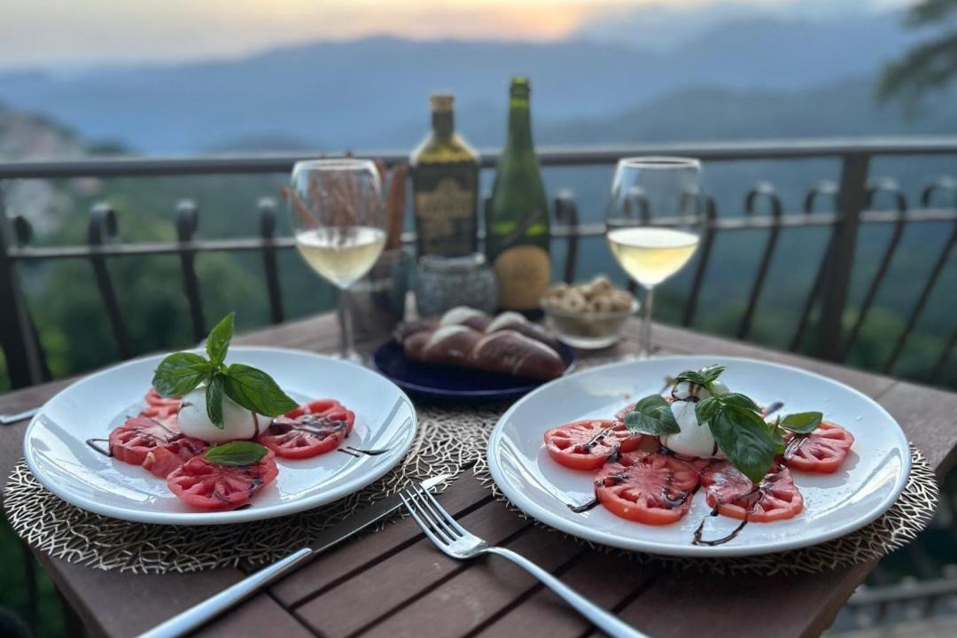 Photo of Others in Berzi