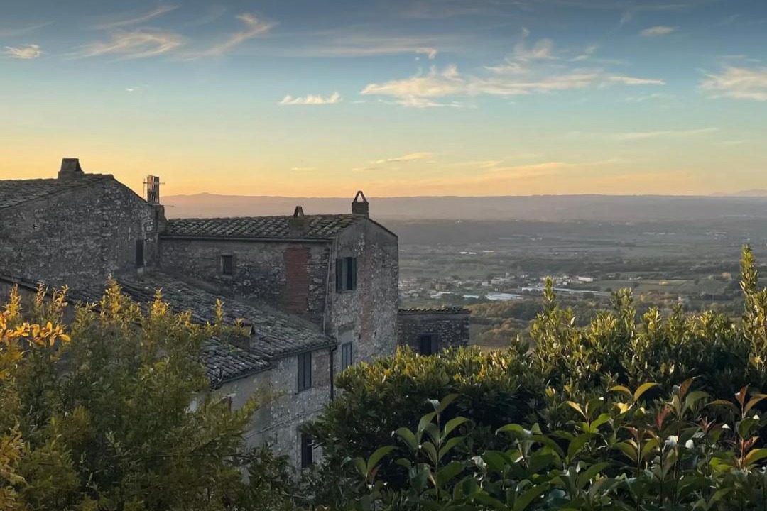 Photo of Others in Giove