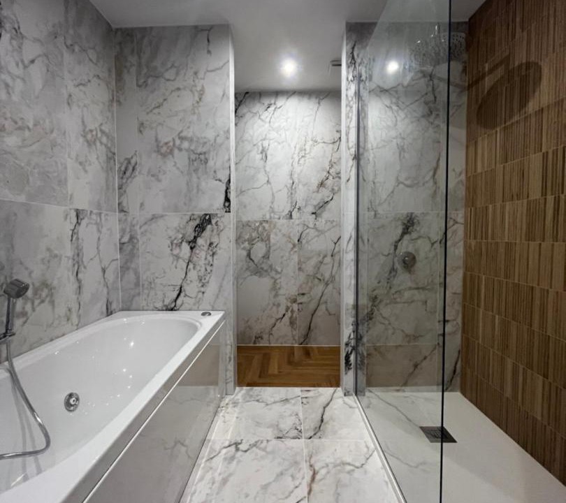 Photo of Bathroom in Salario