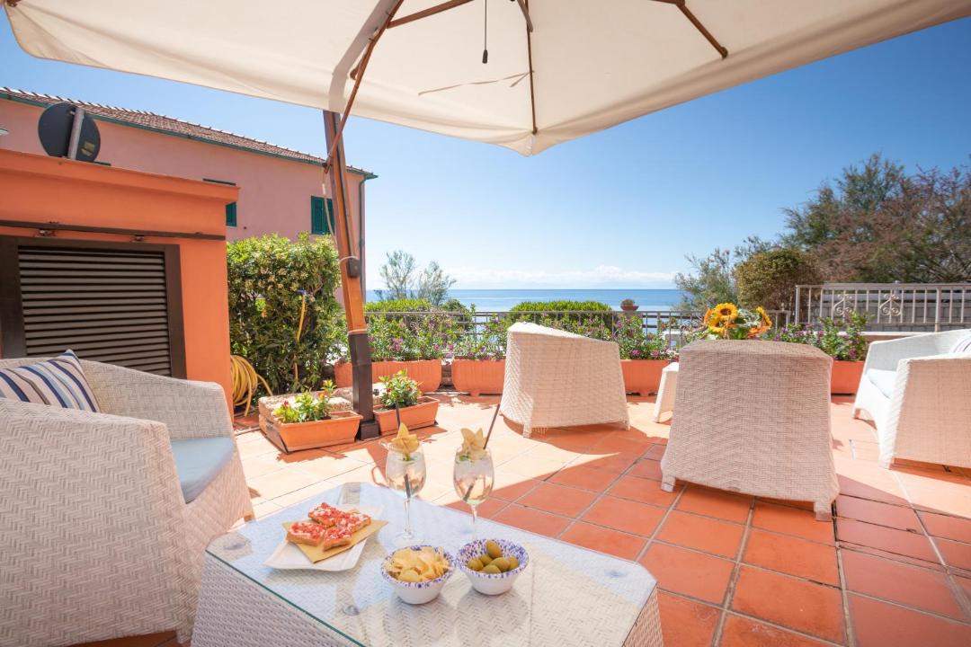 Photo of Patio Balcony in Pomonte