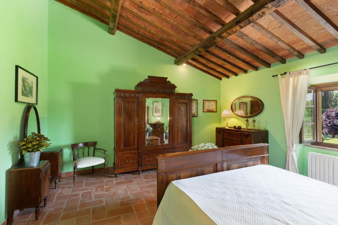 Photo of Others in Santarello