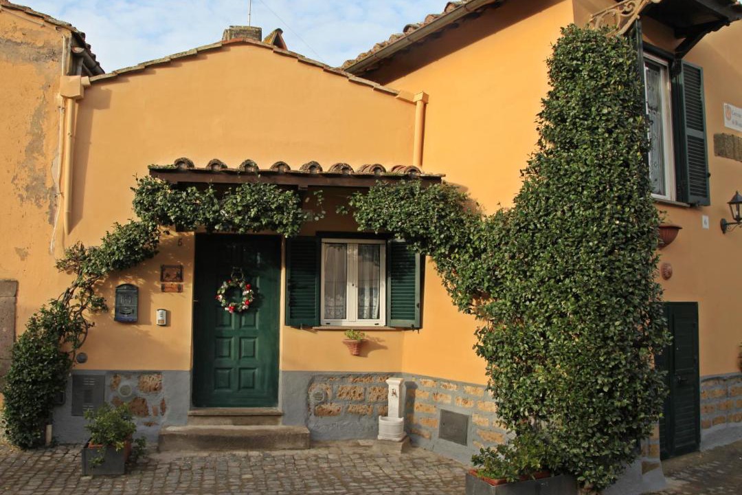 Photo of Buildings in Tuscania