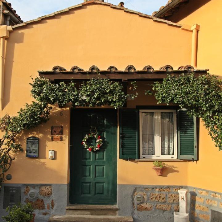 Photo of Buildings in Tuscania