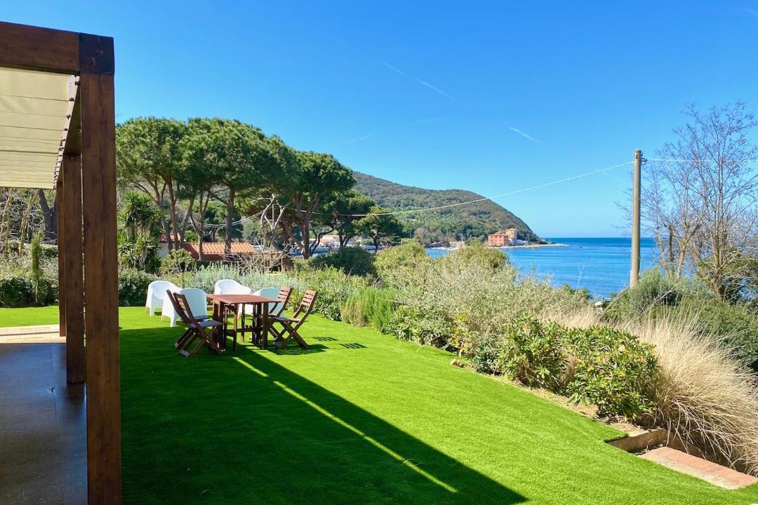 Photo of Others in Baratti