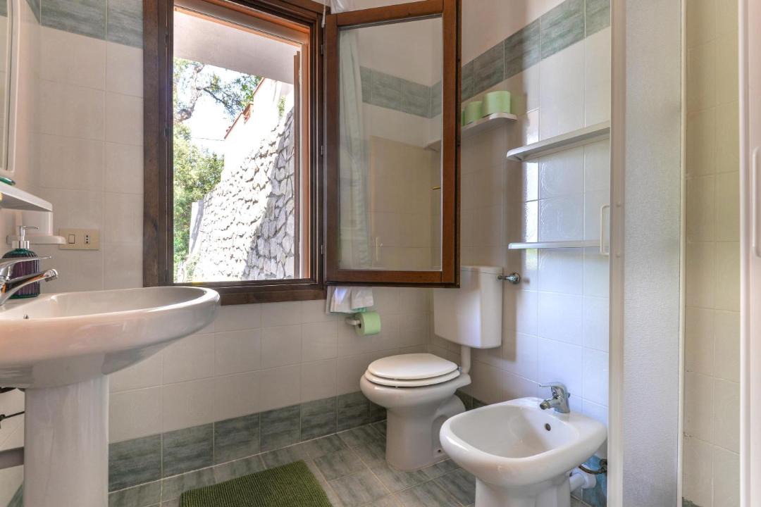 Photo of Bathroom in Naregno