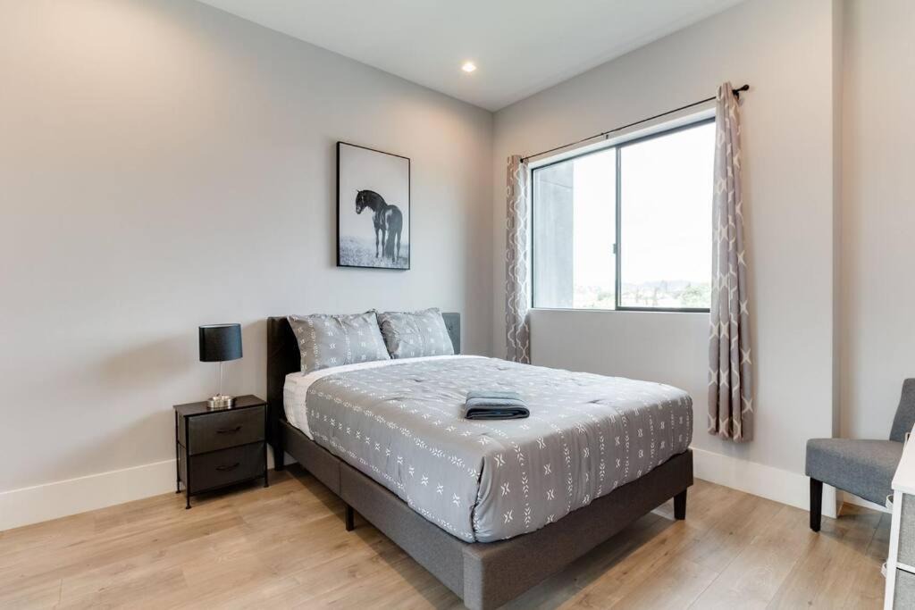 Photo of Bedroom in Mid City