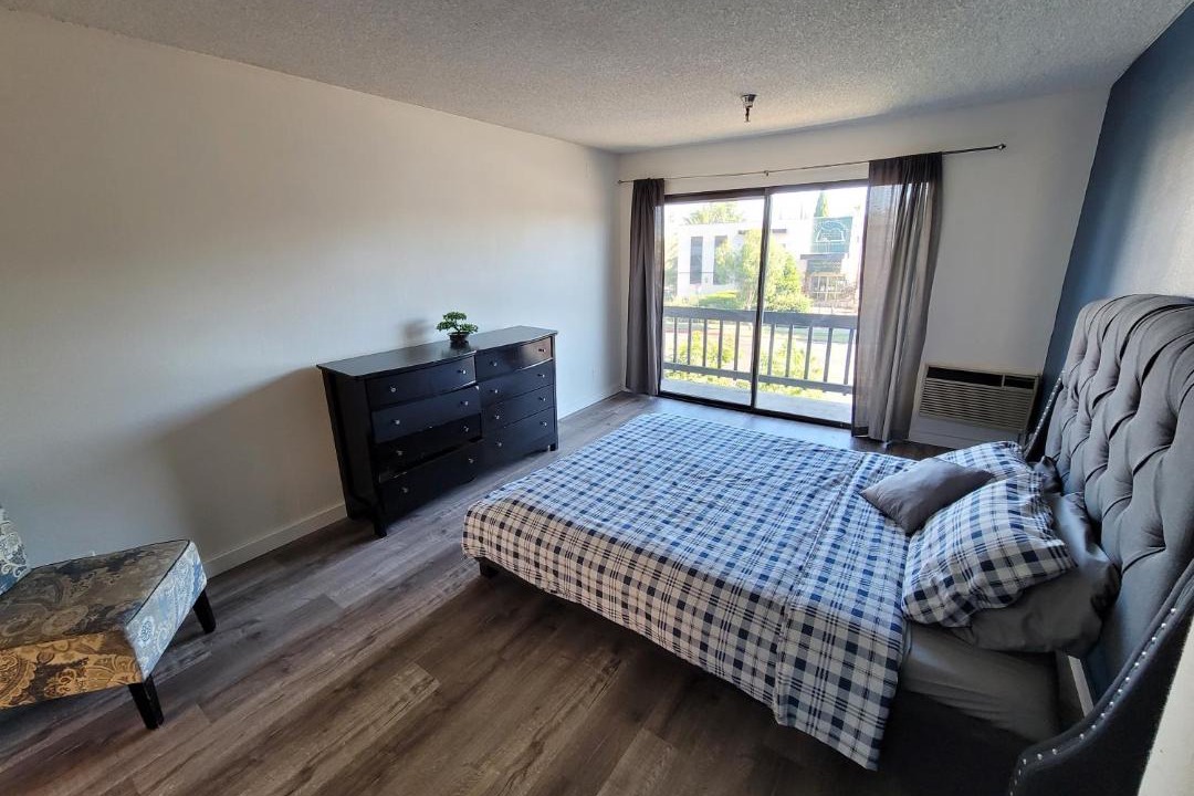 Photo of Bedroom in Pico - Robertson