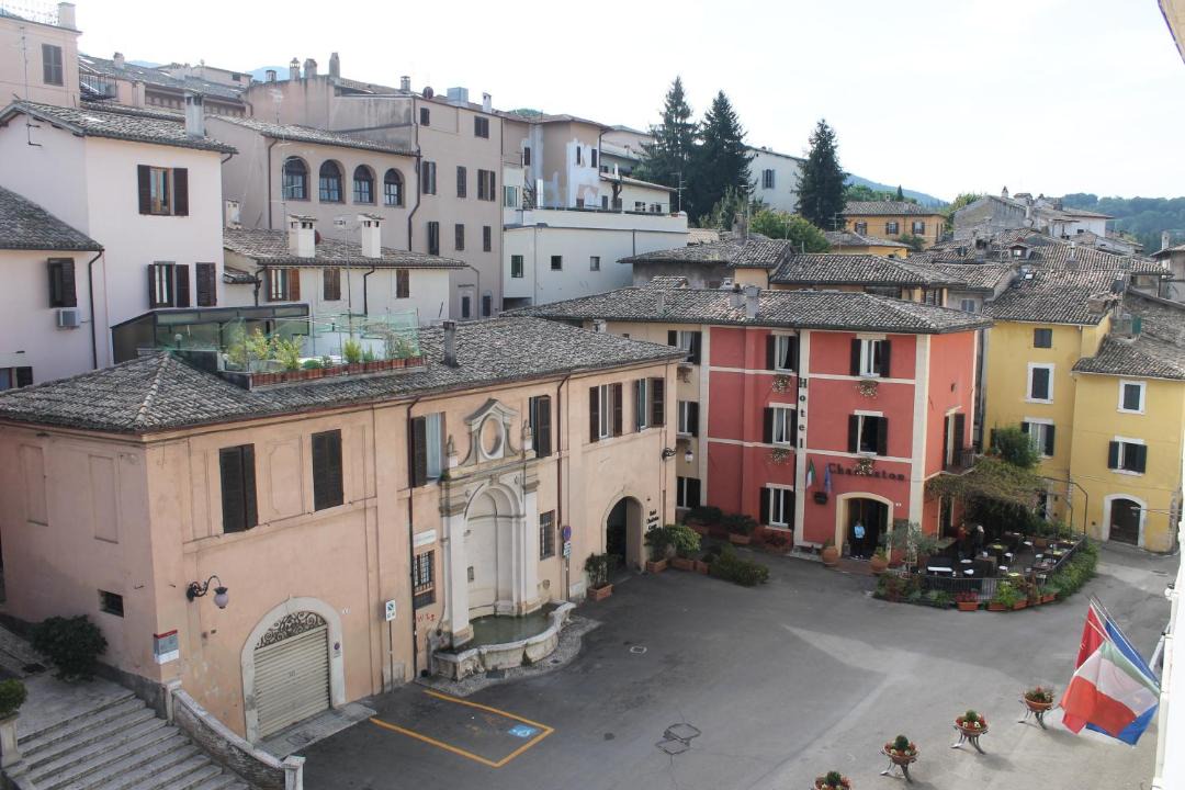 Photo of Others in Spoleto