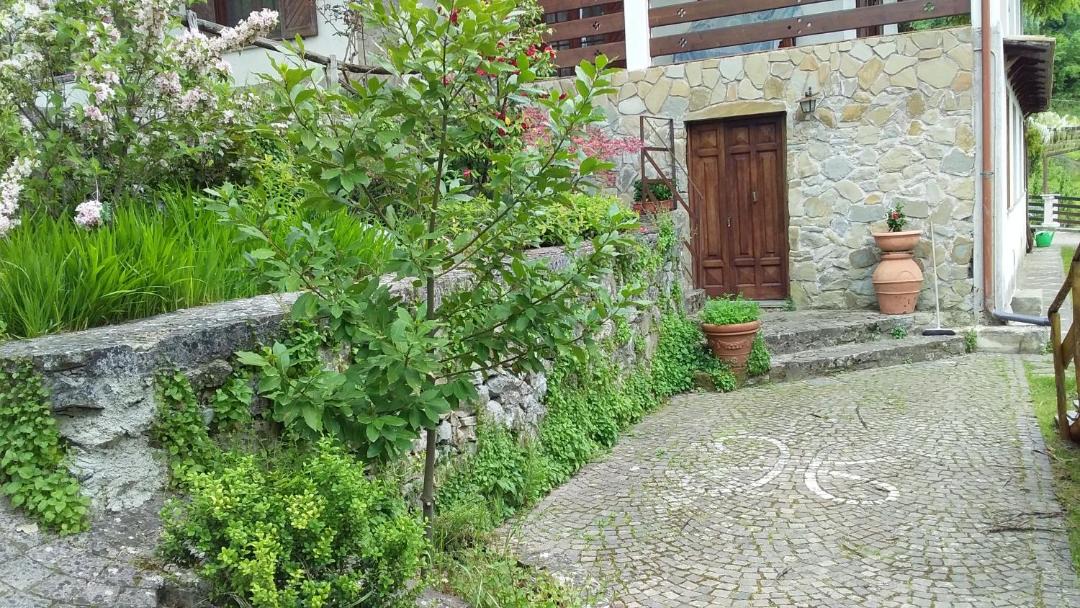 Photo of Others in Bellegra