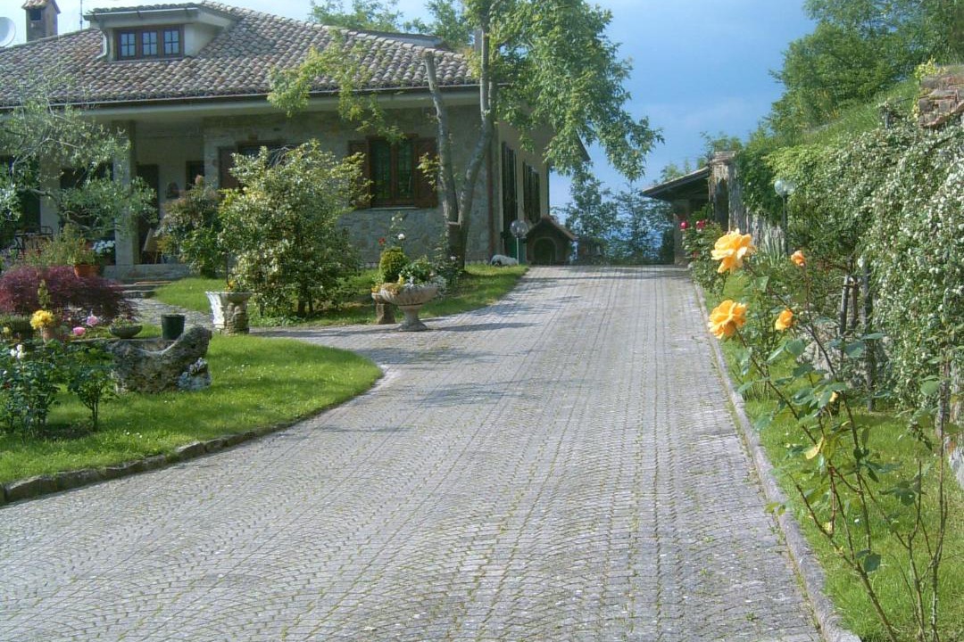 Photo of Others in Bellegra