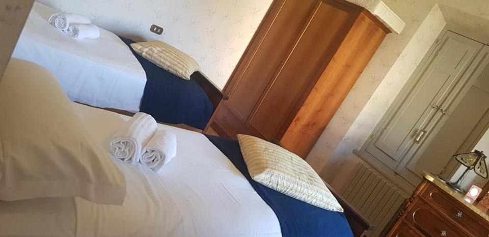 Photo of Bedroom in Cappelle sul Tavo