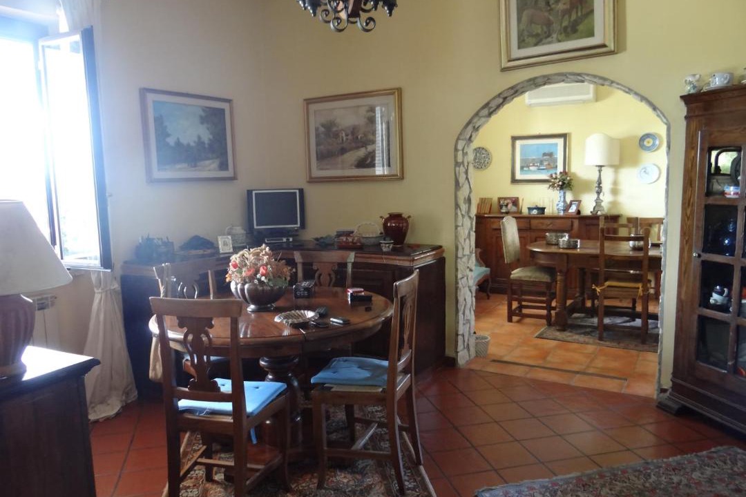 Photo of Livingroom in Nepi