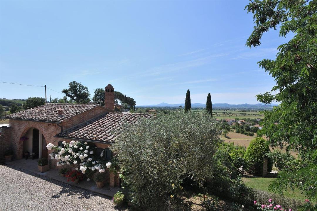 Photo of Others in Santarello