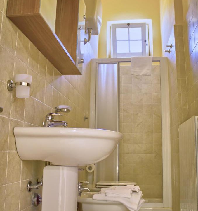 Photo of Bathroom in Vada