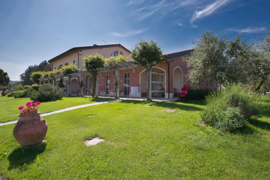 Photo of Others in Braccagni