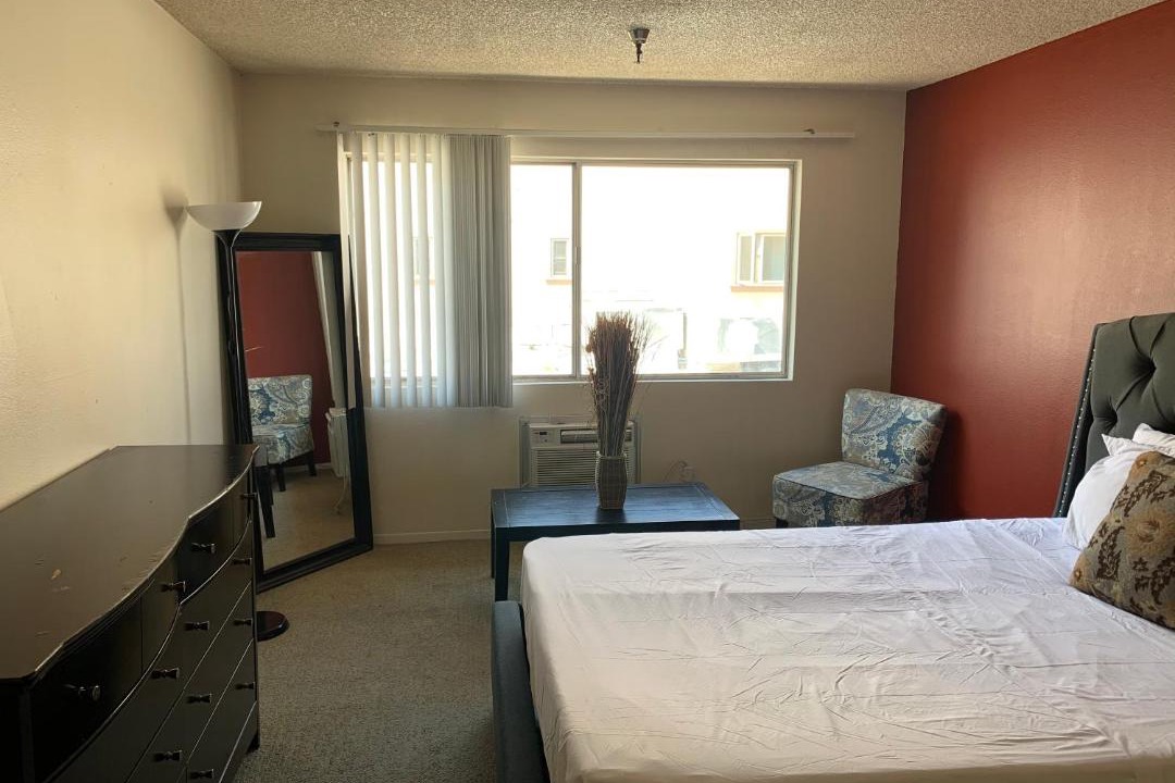 Photo of Bedroom in Pico - Robertson