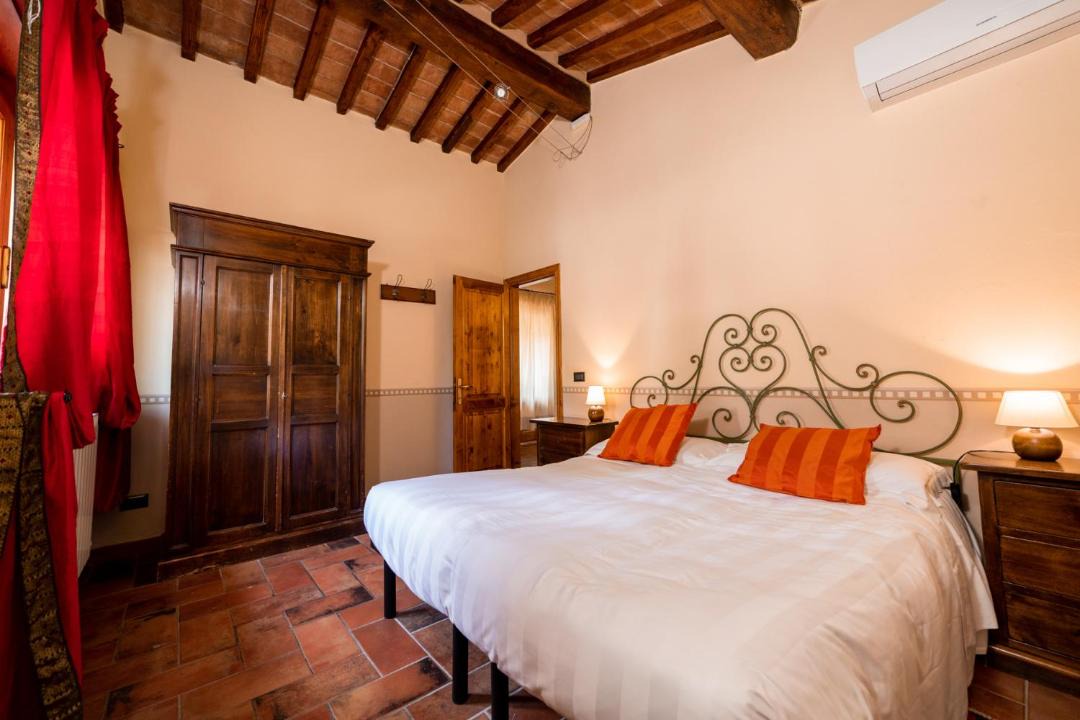 Photo of Bedroom in Cortona