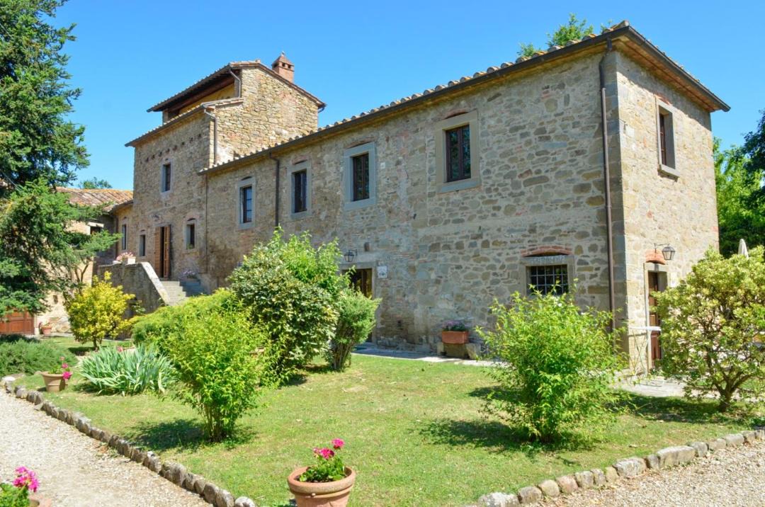 Photo of Buildings in San Pietro a Cegliolo