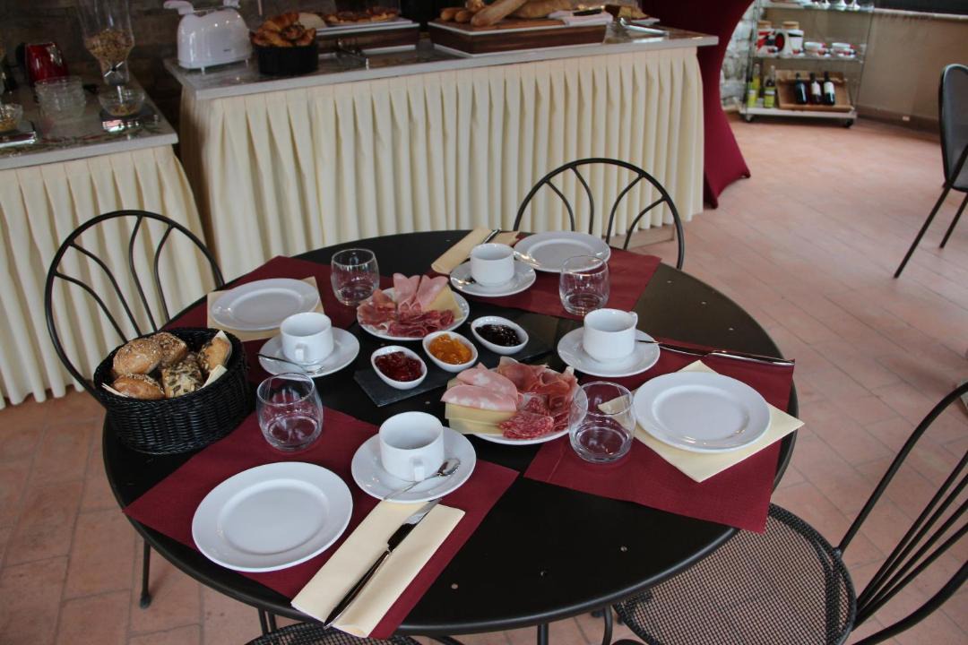 Photo of Others in San Presto