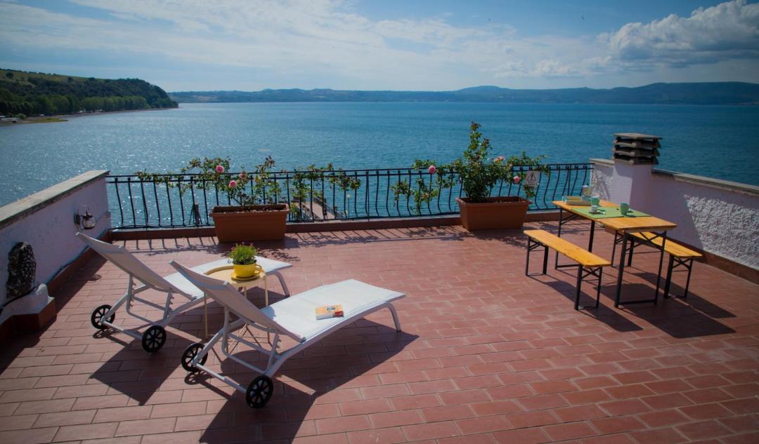 Photo of Patio Balcony in Lake Bracciano