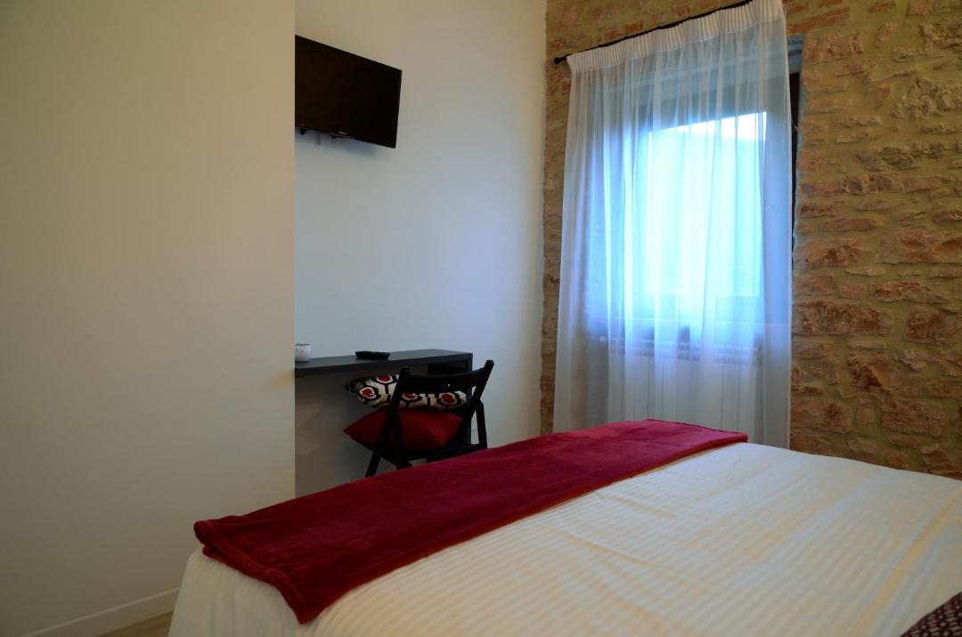 Photo of Bedroom in Genga