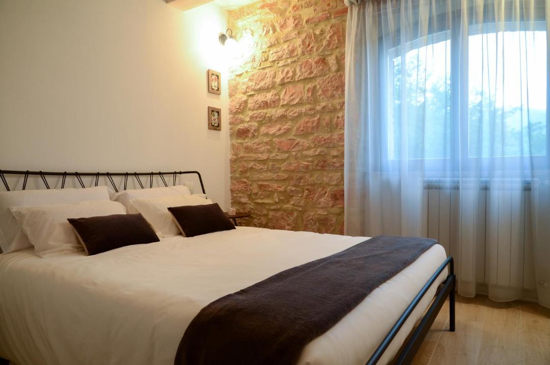 Photo of Bedroom in Genga
