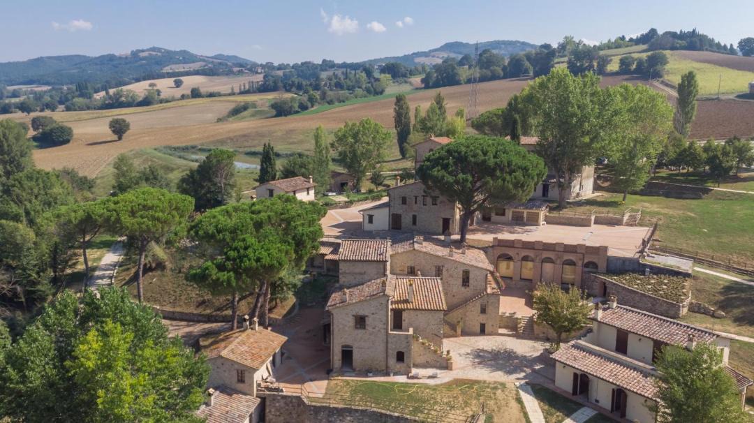 Photo of Others in Montone