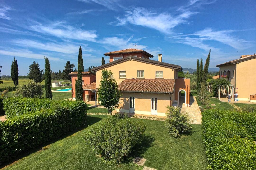 Photo of Buildings in Braccagni