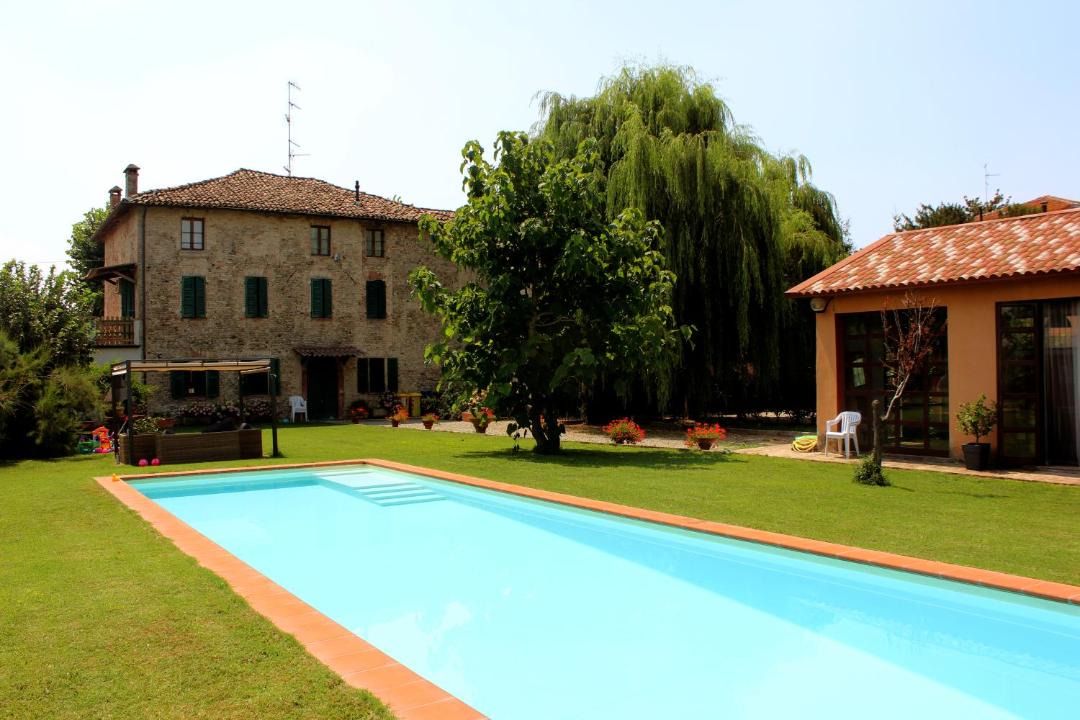 Photo of Others in Viarolo
