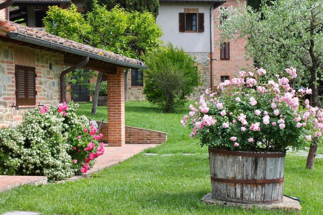Photo of Buildings in Popoltaio-Schiacciato