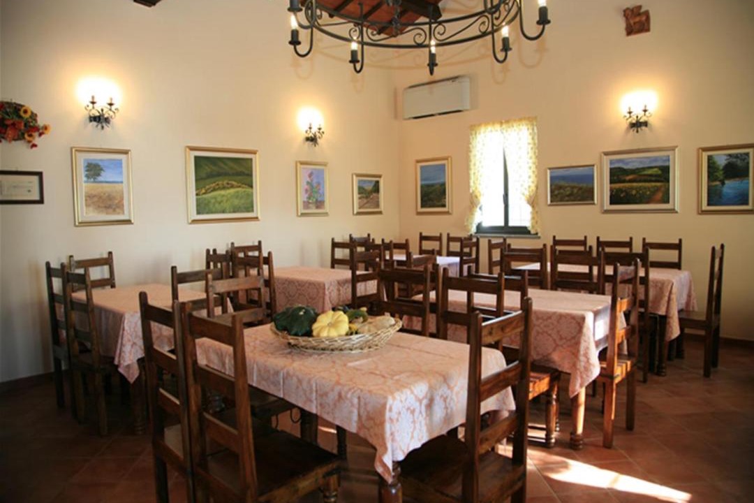 Photo of Others in Tuscania