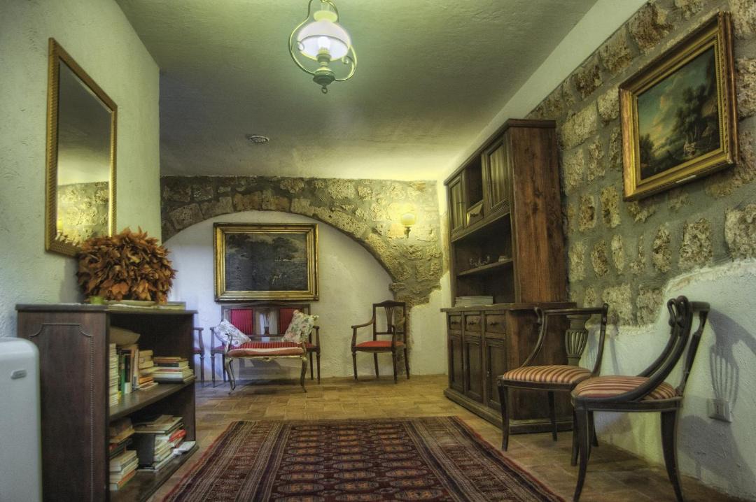 Photo of Others in Tuscania