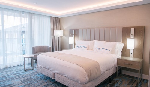 Superior Room, 1 King Bed, Mobility Accessible