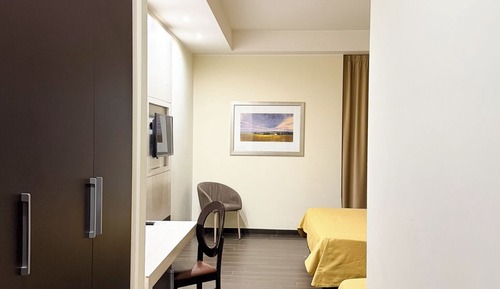 Deluxe Triple Room, Multiple Beds, Accessible