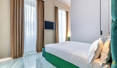 Classic Double Room, City View (Matrimoniale)