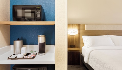 Standard Room, 1 King Bed, Accessible (Communications, Mobility, Access Tub)