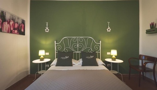 Economy Double Room, Garden View