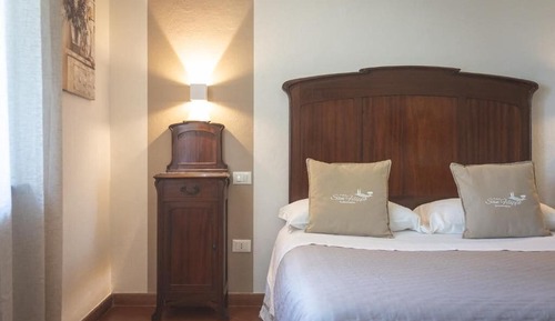 Standard Double Room, Garden View