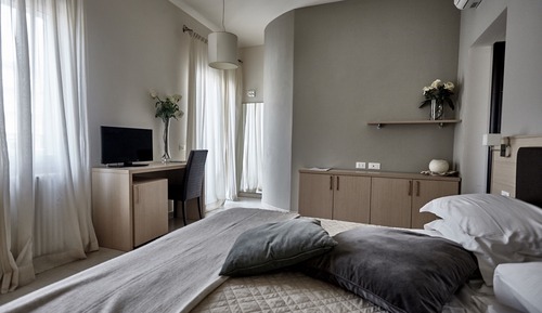 Deluxe Double or Twin Room, Balcony