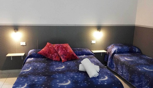 Classic Triple Room, Balcony