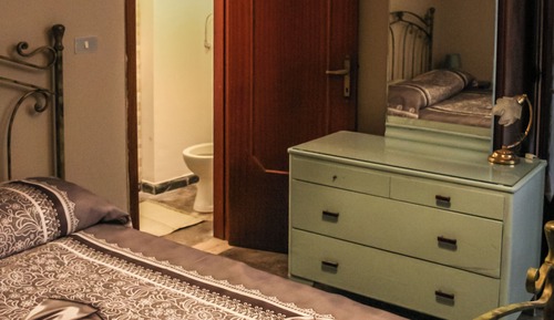 Room, Private Bathroom