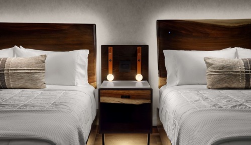 Room, 2 Queen Beds, Mountain View