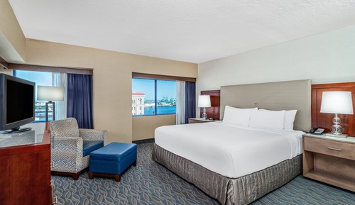 Junior Suite, Multiple Beds