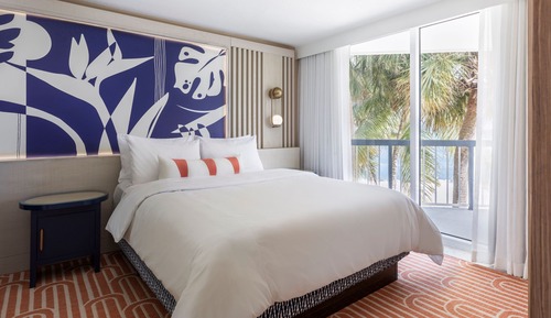 Suite, 1 Bedroom (Accessible Roll-In Shower) - Adults Only at The Cove (Ages 21 Plus)