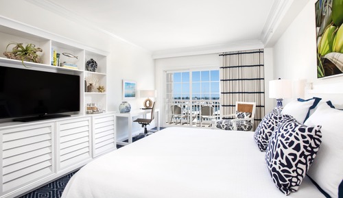 Suite, 1 King Bed, Ocean View